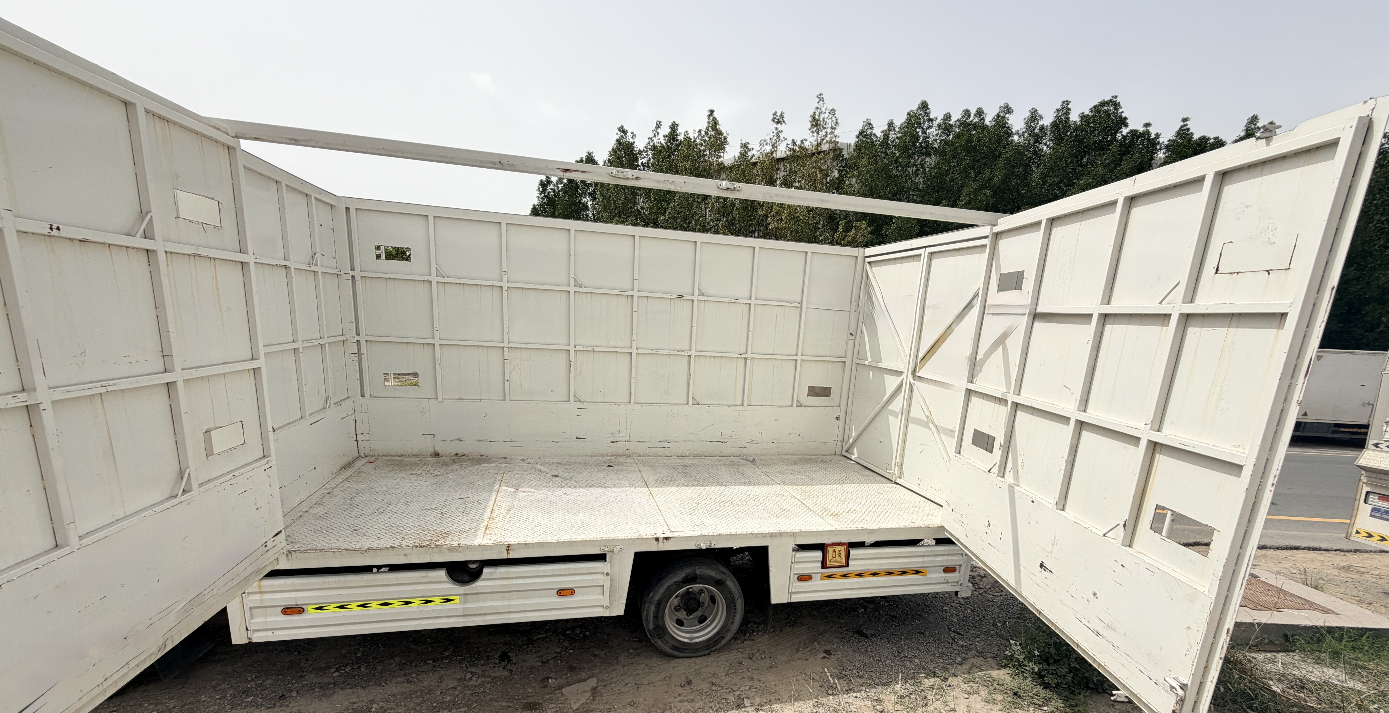 Premium Top & Side Opening Truck